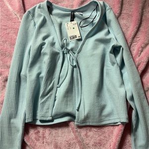 h&m light blue top